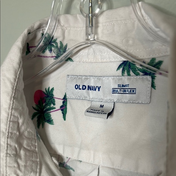 Old Navy White Palm Tree Print Men's Shirt - Picture 2 of 5